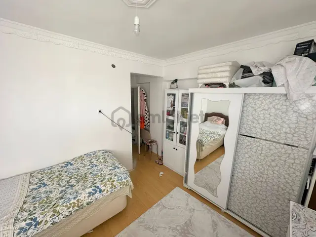 Çiçekli Mahallesinde Orta Kat 3+1 Isı Yalıtımlı Bağımsız Güney 3