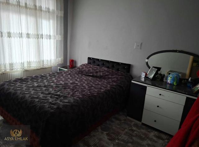 Yatırımlık Fırsat! Zafer Meydanı Göbeğinde, Satılık 2+1 Daire 5