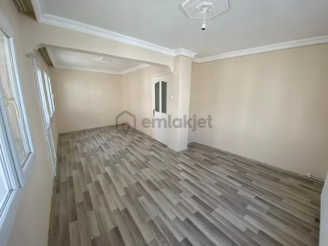 Acill Buca Çamlık Mah.de Uçanyol Yakını 2 Daireli 2 Dükkanlı Komple Satılık Müstakil Bina 2