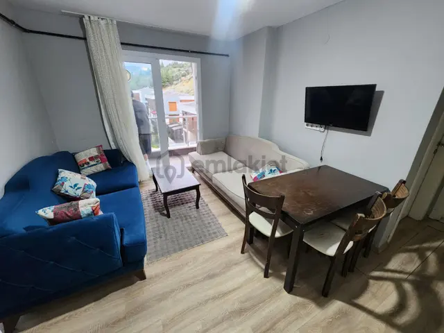 Akinitadan Yenikentte Ara Kat-eşyalı-ferah Ve Kiracılı Satılık 2+1 Daire 2