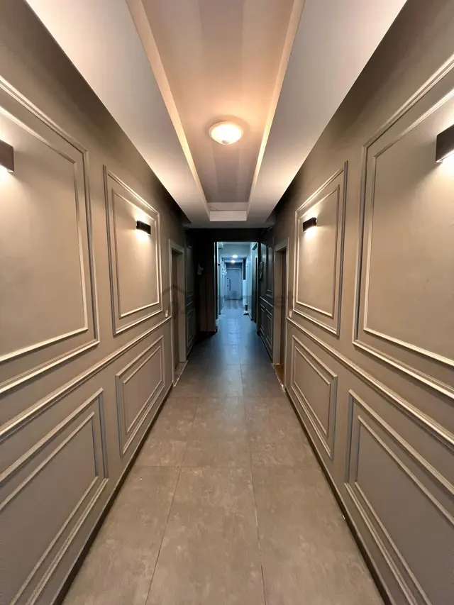 Altıntepe'de Lüks Yapıda Geniş Yatak Odalı Ara Kat 2+1 2