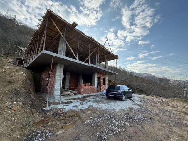Trabzon Arsin'de Satılık Deniz Manzaralı Müstakil Ev 4