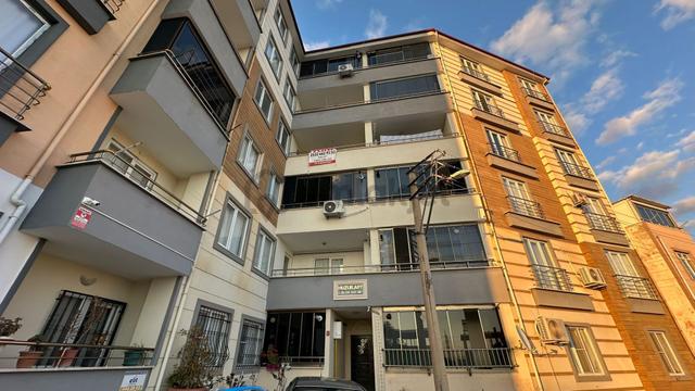 Sadece Parstan Kadıköyde Ön Cephe Arakat Asansörlü Fırsat 3+1