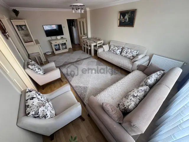 (1212) Keçiören Pınarbaşında Merkezi Konumda Yapılı 3+1 Satılık Daire 2
