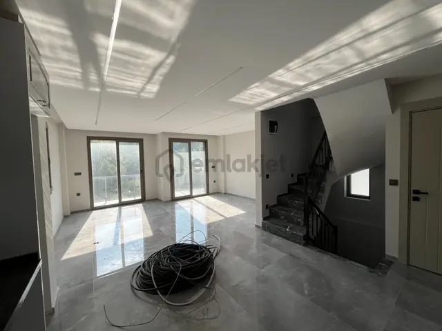 Akarca’da Plajlı Site İçerisinde Ultra Lüks Müstakil Villa 3