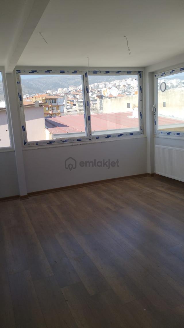 Bornova İnönü Mah. 1+1 Satılık Daireler 2