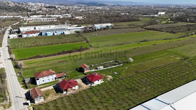 Aynalıda Cadde Üstü 8.648 M2 %40 Depo İmarlı Arsa 3