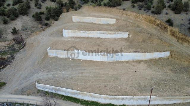 Yatırımlık! Teraslanmış, Yolu Var, Doğa Manzaralı Satılık Arsa 4