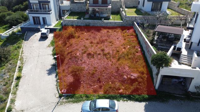 Akarca’da Plaja Yakın, Site İçerisinde İmarlı Arsa Fırsatı 5