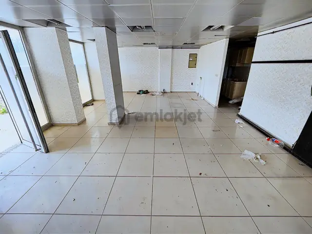 Murat Türkmen'den Fırsat Sincan'da Köşe_başı 140m2_depolu_dükkan 3