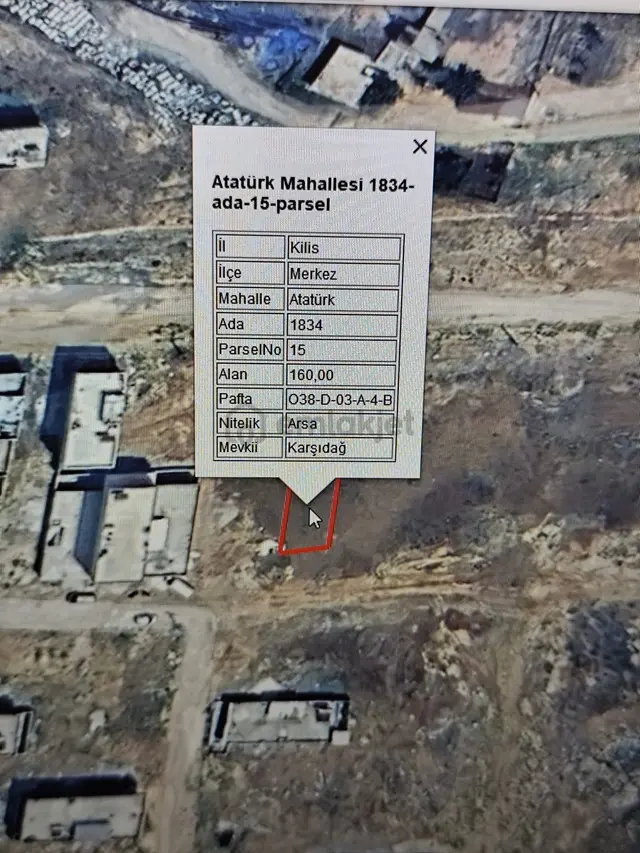Ayyıldız Emlak'tan 160 M2 Geniş Cadde Üzeri Arsa 2