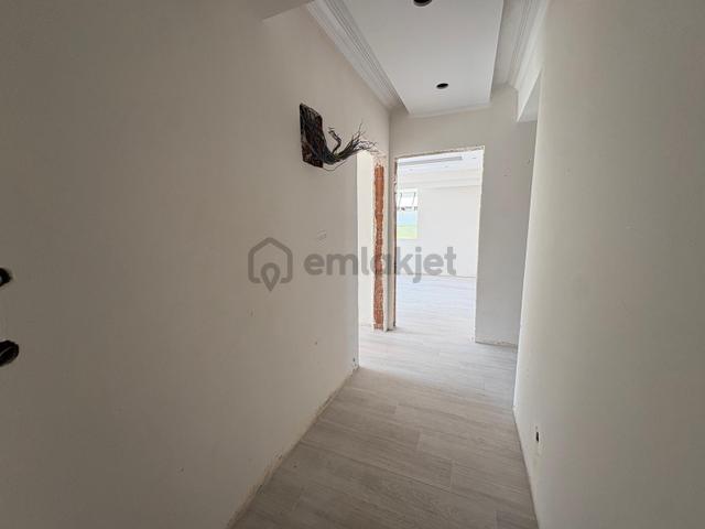 Merkezde 3+1 Kapalı Mutfak Ebeveyn Banyolu Ara Kat Satılık 1