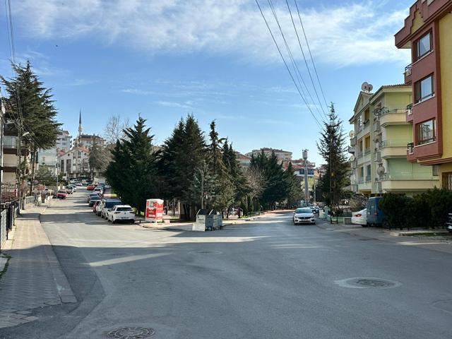 Uzman Emlak'dan İncirli Mh.de Katta Full+full Yapılı 3+1 Daire 3