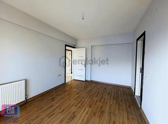 Çiğli Ataşehir Mahallesi Nde Ulaşım Avantajlı Satılık Geniş 3+1 3
