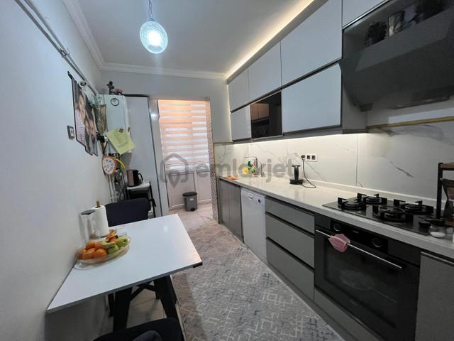 Atış Cadde Üzeri Orta Katta 3+1 Balkonlu Full Yapılı Masrafsız 3