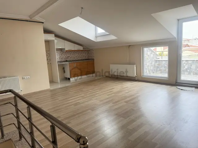 Barış'tan Tepeüstü Merkezde 225 M2 Kocaman Dubleks (otoparklı) 2