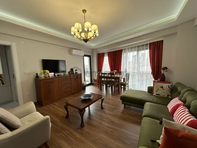 Abbasağa' Da Kısmi Deniz Manzaralı Ferah Oturmaya Hazır Daire 3