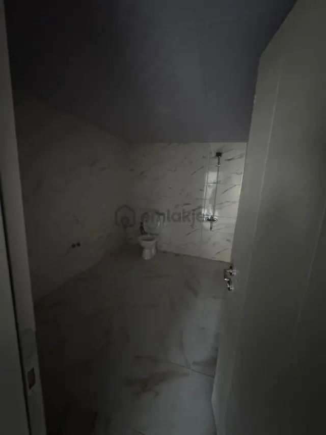 Adalet Gold Group Emlak'tan Kaçırılmayacak Fırsat. Kayapaşa Mahallesi'nde Satılık 3+1 Daire 3