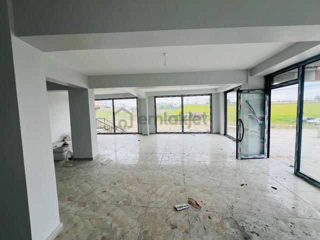 Güven'den Kapaklıda Köşe Başı ,geniş Cephe Kiralık Dükkan 5