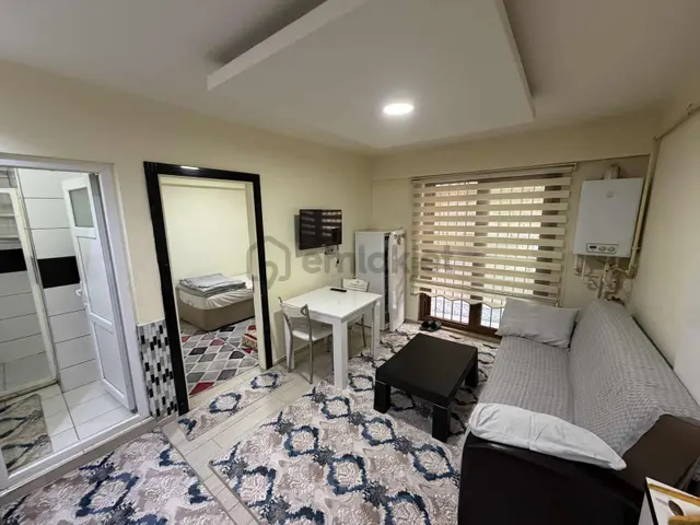 Üniversiteye Yakın Abonelikleri Açık Bahçe Katı Balkonlu Apart ! 1