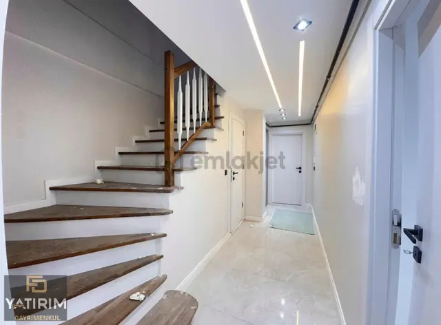 Darıca İstasyon Caddesi Yakını 3+1 145 M2 Lüx Sıfır Çatı Dubleks 2