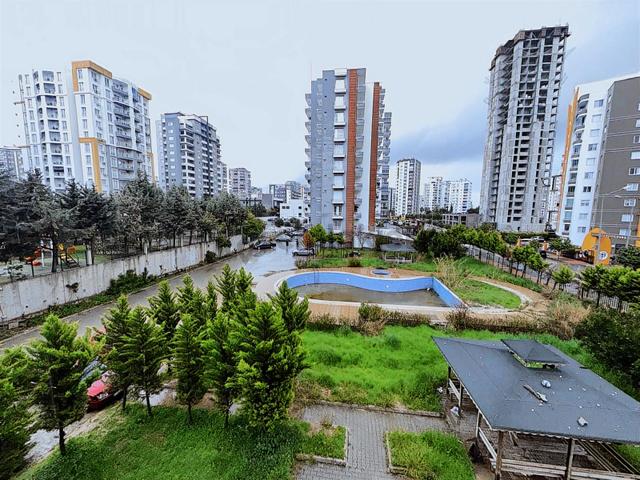 #-yat-# Üniversite Caddesi 1 +1 Eşyalı Satılık Site İçi 4