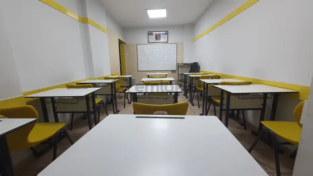Kızılay Merkezi Komum Karanfilde Devren Yabancı Dil Kurs Merkezi 2