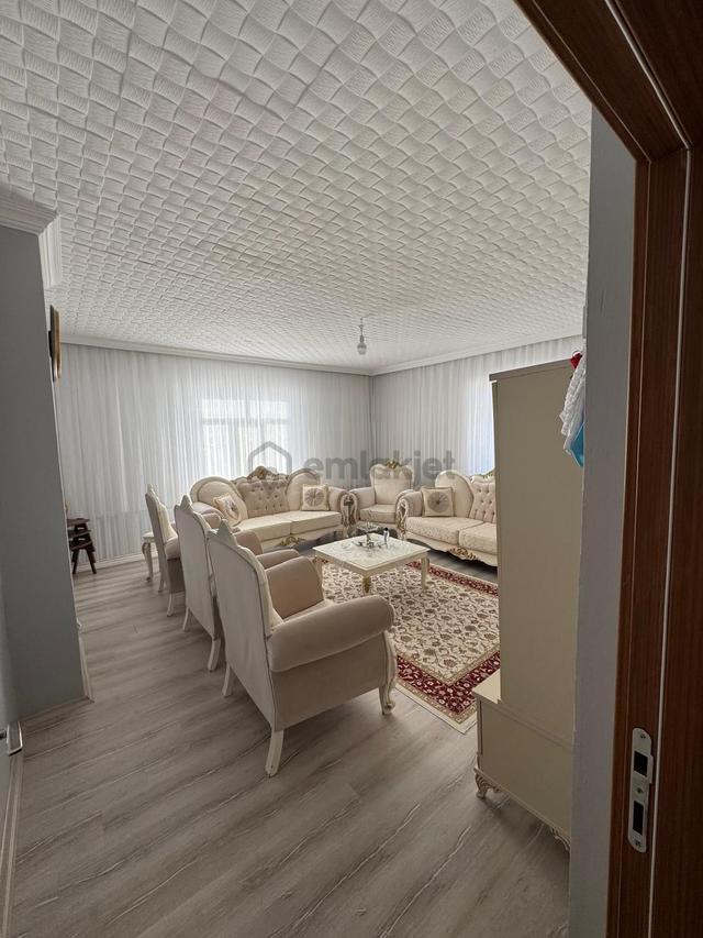 Hızlı 21 Gayrimenkul'den Bağlar Özlem 2000 Civarı Satılık Daire 2