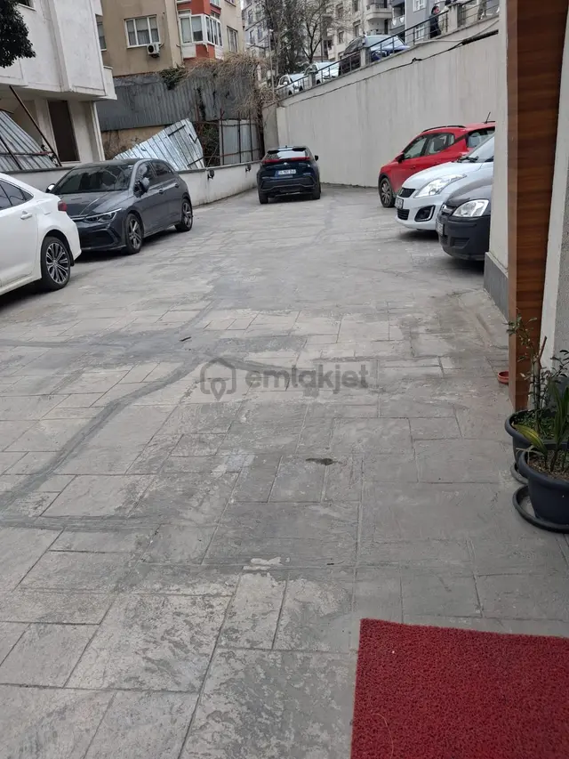 Merdivenköyde 2+1 Pay Ölçerli Lüks Daire Manzaralı 5 Senelik 4