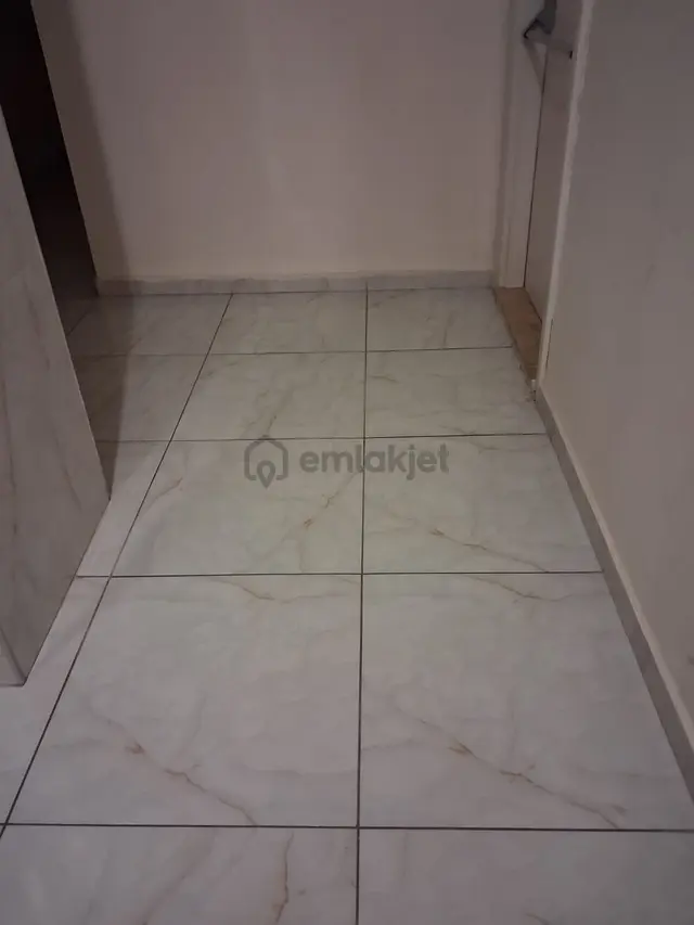 Merdivenköyde 2+1 Pay Ölçerli Lüks Daire Manzaralı 5 Senelik