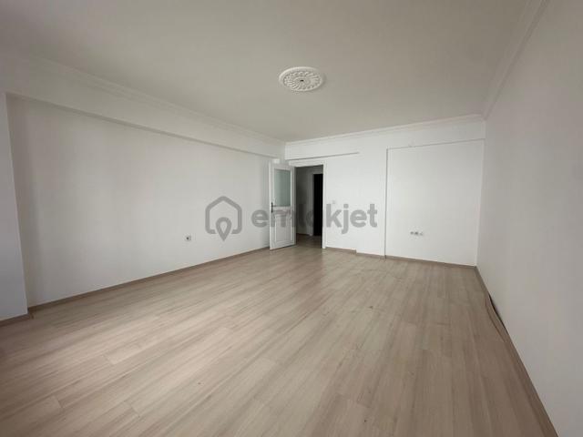 Battalgazi'de 2+1 Asansörlü Giriş Kat Satılık Daire !! 5