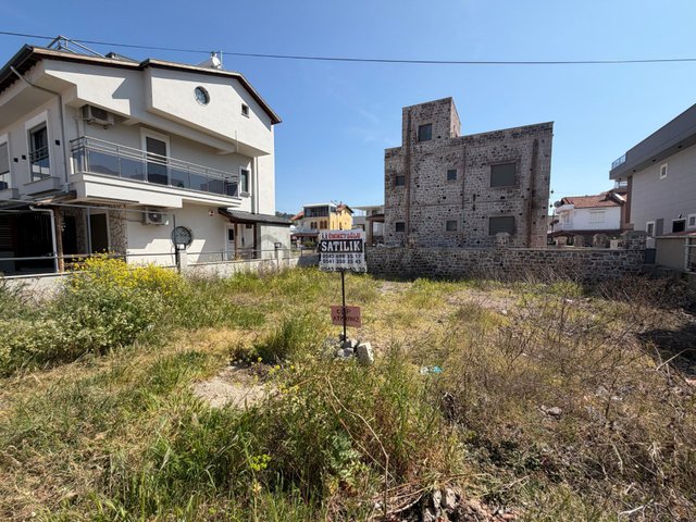 Dikili Mavi Bayrak Plajına 150 Metre M. İkiz Nizam İmarlı Arsa Dikili Mavi Bayrak Plajına 150 Metre M. İkiz Nizam İmarlı Arsa