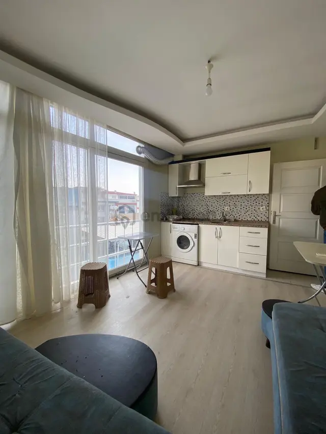 Bayraklı Çay Mahallesi Eşyalı 2+1 Kiralık Daire 4