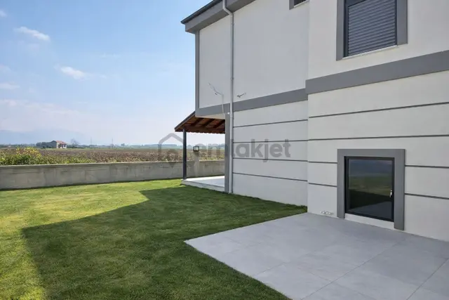 Umas Solutıondan Havuzlu Sitede - Geniş Kullanım 3+1 Sıfır Villa 3