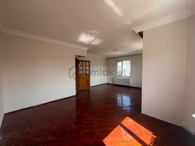 Cb King'den Atatürk Mahallesi 4+1 180m² Satılık Dubleks 3