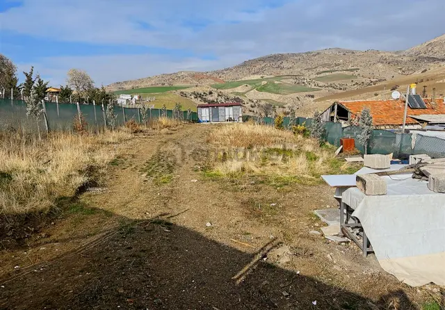 Agen'den İmara Yakın Hazır Tel Örgü Konteyner Bahçe 685m2 3