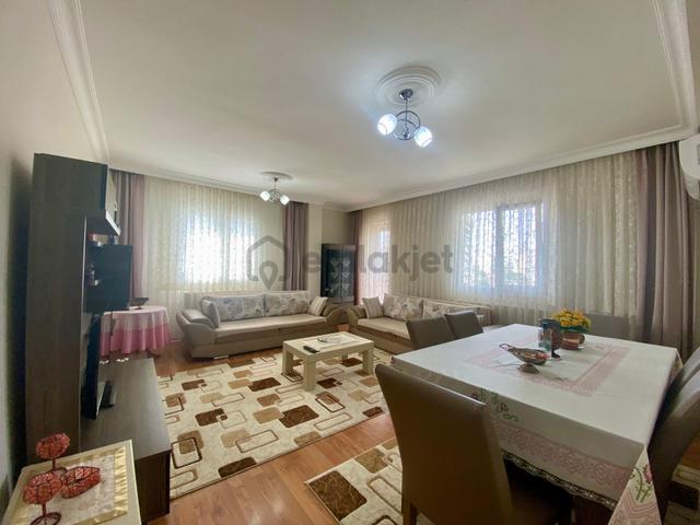 Bayraklı Osmangazi Mahallesinde Site İçinde 3+1 Satılık Daire 5