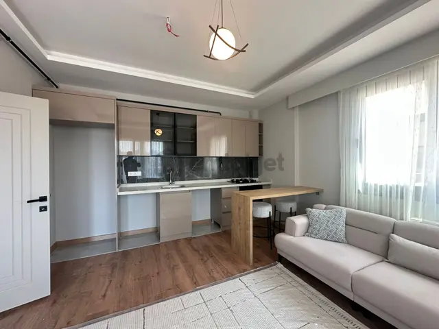 Mersin 2. Çevre Yolu Üstünde Satılık Sıfır 1+1 Daire 2