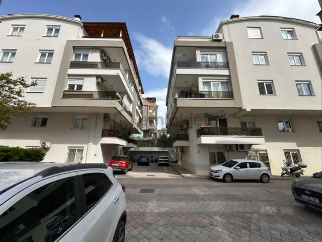 Atabay'dan Atatürk Mah. 4+1 Dubleks Site İçerisinde 180 M2 2