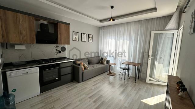 Karınca'dan Deniz Mh'de Deniz Manzaralı Eşyalı 1+1 Satılık 5