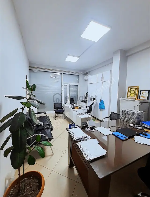Dağlıer Emlak'tan Satılık 200 M² Depolu Dükkan 4