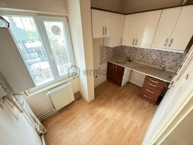 Etlik Hast. Bölgesi Yakını Kiralık Y.giriş 2+1 Balkonlu 90m2 Net 4
