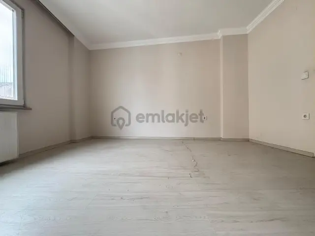 Mera Emlaktan Cumhuriyet Mh. Krediye Uygun 3+1 140m2 Daire 5