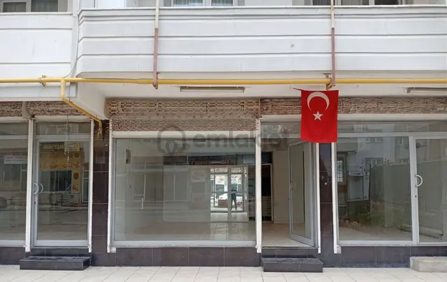 Sahibinden Modern Evler Mahallesi Cadde Üzeri 80 M² – Mutfaklı & Lavabolu Kiralık Dükkan 2