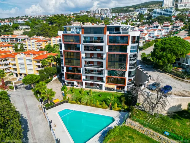 Marina Mevki Havuzlu Apt Bahçe Katı 2+1 Satılık Daire