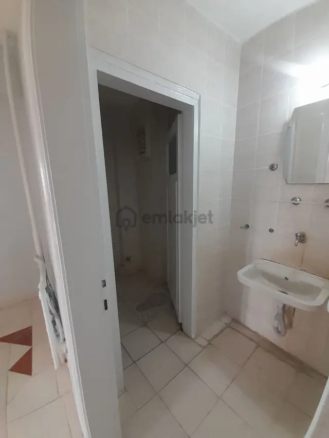 Hacılarda Kiralık 3+1 Daire 3
