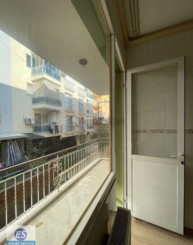 Çiğli De Kiralık 3+1 Doğalgazlı Ferah Daire 2