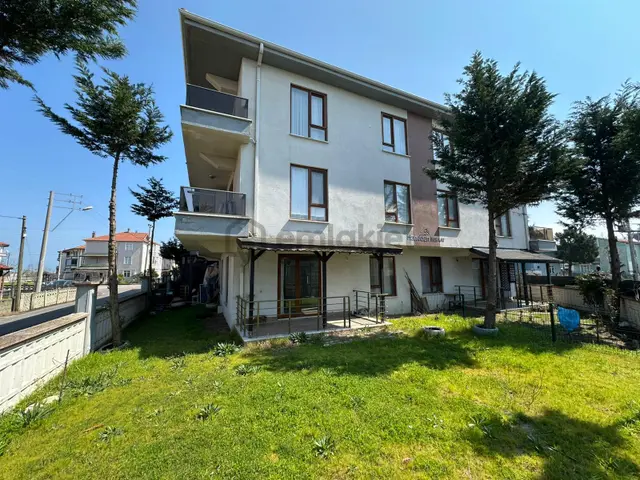 Karasu'da İlk Ev Fırsatı 2+1 Yaz Kış Oturuma Uygun Satılık Daire 2
