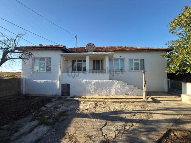 Edirne Lalapaşa Sarıdanişment Köyü Satılık Köy Evi 1