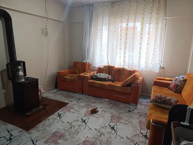 Balıkesir Bandırma 17 Eylül Mah. 2+0 Satılık Daire Merkezi Merkezi Konumda 3